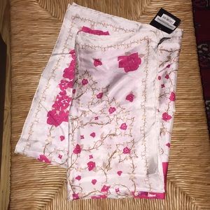NWT Pineda Covalin Silk Scarf